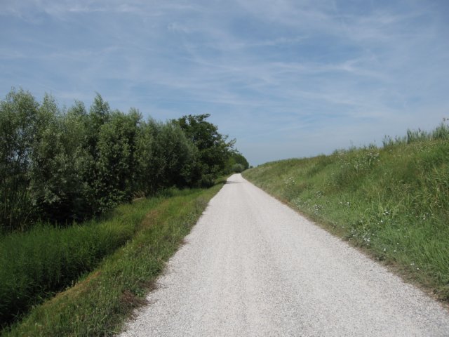 stradasterratadastrettiacittanova.jpg
