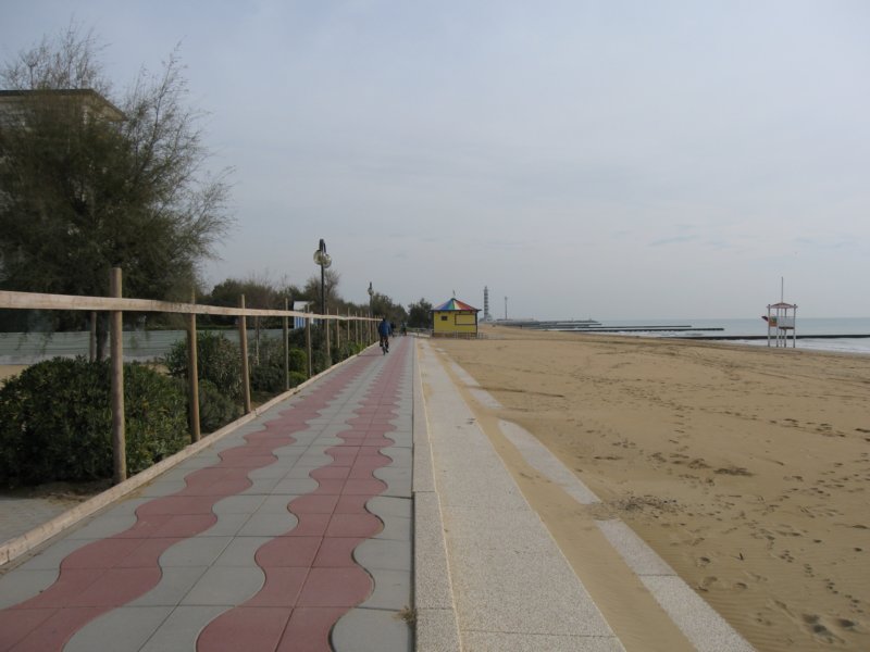 am089.jpg