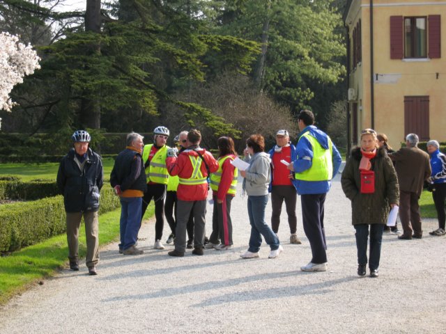 gruppovivilabiciavillagalvagna.jpg